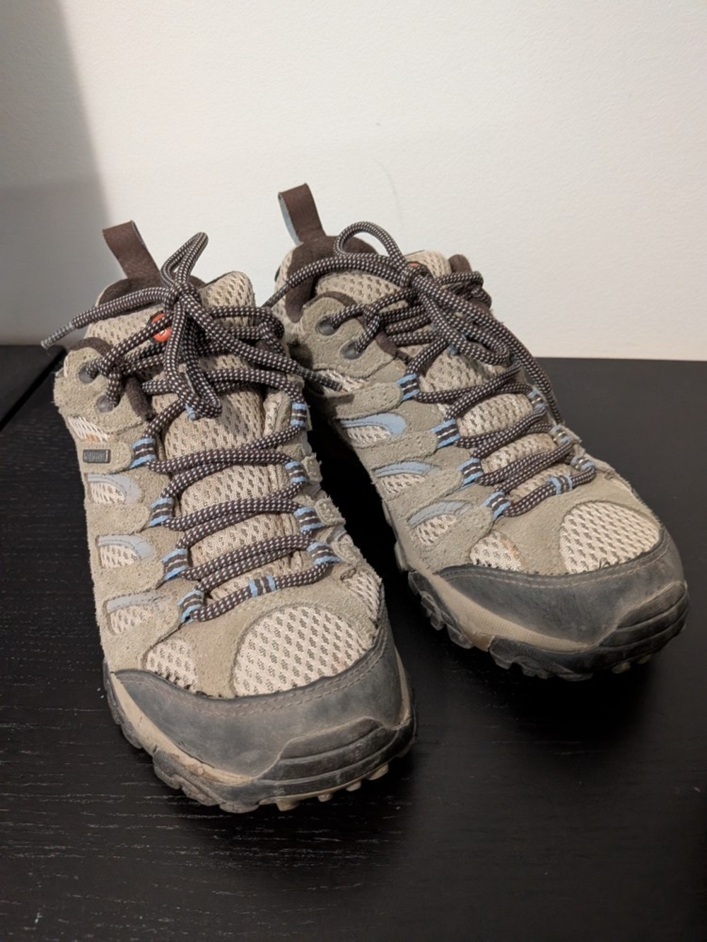 Merrell Women Hiking Sneakers in Taupe with Light Blue Accents
